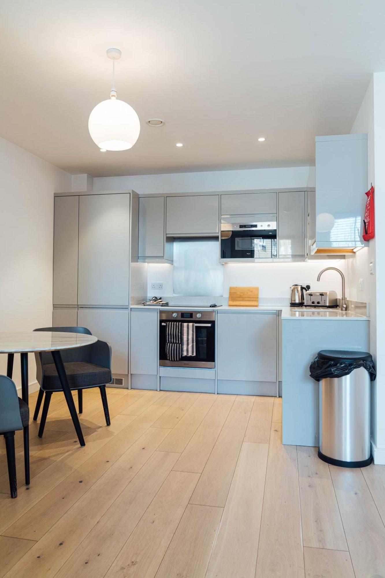 Апартаменты Access Brick Lane Лондон Экстерьер фото